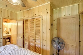 Hackensack Waterfront Retreat on Tenmile Lake