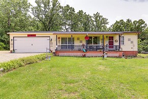 < 1/2 Mi to Lake: Secluded Gem in Cherokee Village