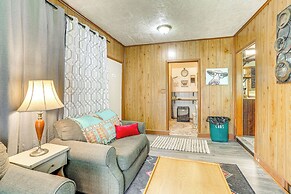 < 1/2 Mi to Lake: Secluded Gem in Cherokee Village