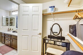 Family-friendly Condo w/ Pool Access in Phoenix!