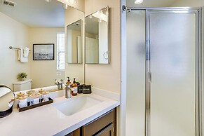 Family-friendly Condo w/ Pool Access in Phoenix!