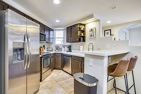 Family-friendly Condo w/ Pool Access in Phoenix!