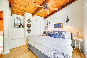 Waterfront Gem on Cedar Creek Lake w/ Deck + Games