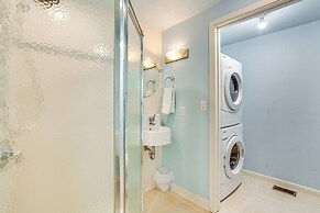 Waterfront Gem on Cedar Creek Lake w/ Deck + Games