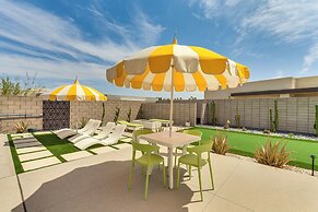 Desert Oasis in Palm Springs w/ Resort-style Perks