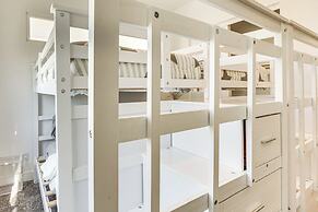 Desert Oasis in Palm Springs w/ Resort-style Perks