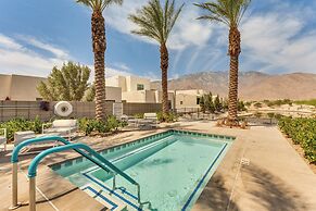 Desert Oasis in Palm Springs w/ Resort-style Perks