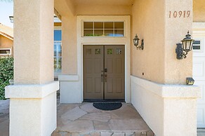 Bright Designer Home w Pool Near Everything