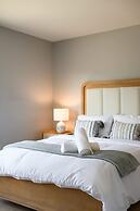 Bright Designer Home w Pool Near Everything