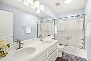 Bright Designer Home w Pool Near Everything