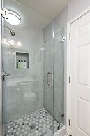 Bright Designer Home w Pool Near Everything