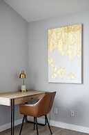 Bright Designer Home w Pool Near Everything