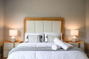 Bright Designer Home w Pool Near Everything