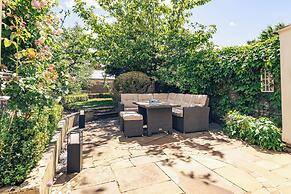 Gorgeous House - Garden & Open Living