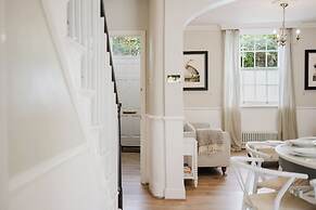Gorgeous House - Garden & Open Living