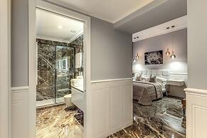 Spanish steps Oasis Suites