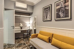 Spanish steps Oasis Suites