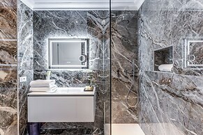 Spanish steps Oasis Suites