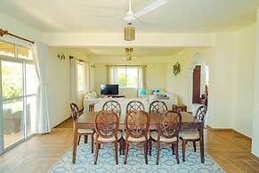 Villa in Diani With a Private Pool