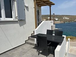 Theis Seafront Retreat - Loutra Seaview Bliss