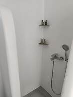 Alos Seafront Gem - Loutra Seaview Escape