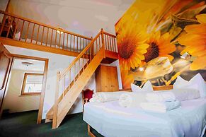 Hotel in the HEART