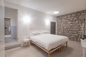 Basco Guest House