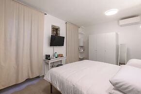 Basco Guest House