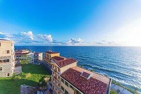 SOLANA Hotel Sunset Town Phu Quoc