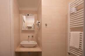 Aria Rooms