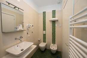 Aria Rooms