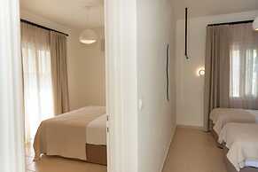 Ellinas Hotel