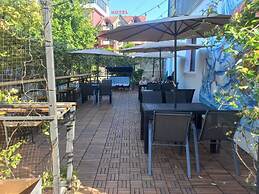 Rostivan Hotel Ve Hostel