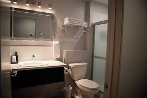 Auberge Le Chardo Inn