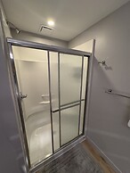 Auberge Le Chardo Inn