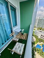 The Bahama Hammock - Azure