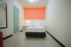 Emporis Resort