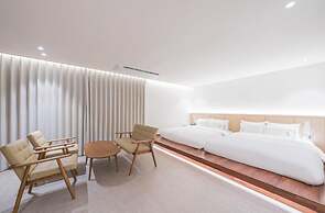 H Avenue Hotel Deokjingu