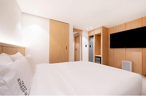 H Avenue Hotel Deokjingu