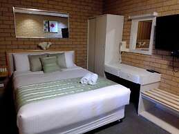 Country Home Motor Inn