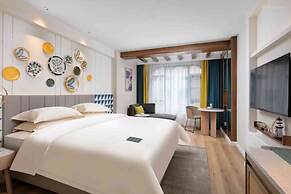 Guilin O-LIVE Social Hotel