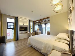 Guilin O-LIVE Social Hotel