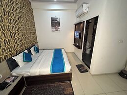 Hotel Hanuman Palace