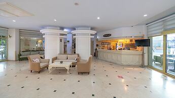 GRAND FAROS HOTEL