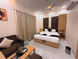 Hotel Kusum Kunj