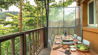 Gapyeong Noksu Valley Pet Group Pension