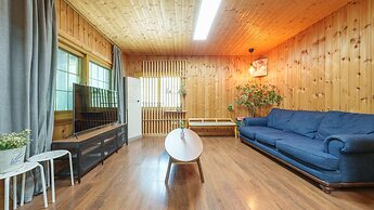 Gapyeong Noksu Valley Pet Group Pension