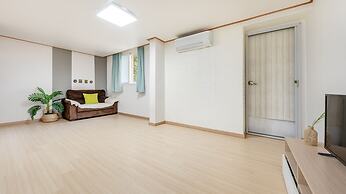 Gapyeong Noksu Valley Pet Group Pension