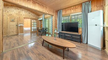 Gapyeong Noksu Valley Pet Group Pension