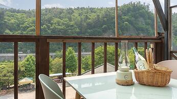 Gapyeong Noksu Valley Pet Group Pension